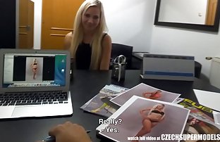 sex Hot cunt in horny fishnet tights