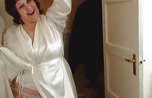 sex Asian threesome with two sweet girls